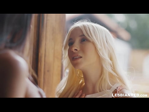 ❤️ A nena chega a casa uns meses despois e acaba comendo o coño da súa madrastra Porno en % gl.dickies-shop.ru % ️❤